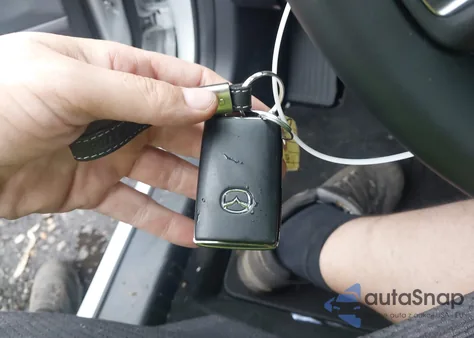 2025 Mazda Cx-30 2.5 S Select Sport z USA, uszkodzony, nr VIN 3MVDMBBM9SM801901